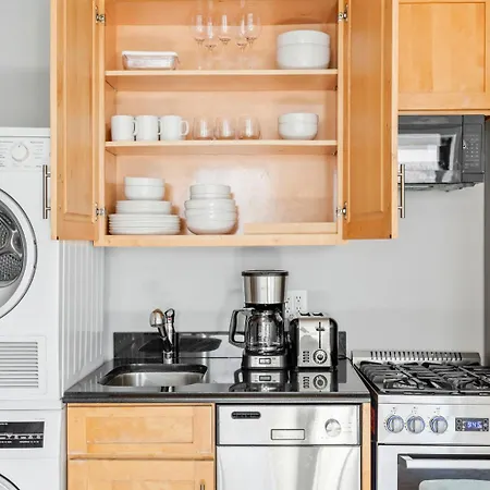 West Village 1br W Wd Nr Pier 46 Nyc-897 *