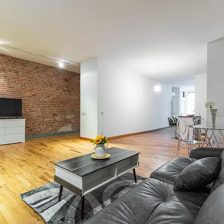 Monthly Nyc Rentals- Modern 4 Bedroom Unit Apartment *