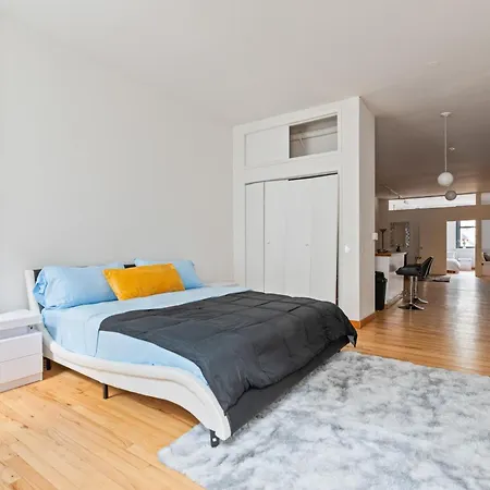 Apartment Monthly Nyc Rentals- Modern 4 Bedroom Unit