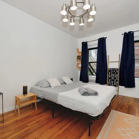 Apartment Monthly Nyc Rentals- Splendid Studio *