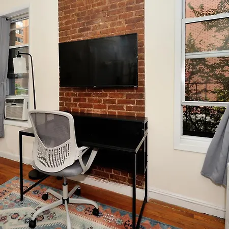 Apartment Monthly Nyc Rentals- Lovely Studio