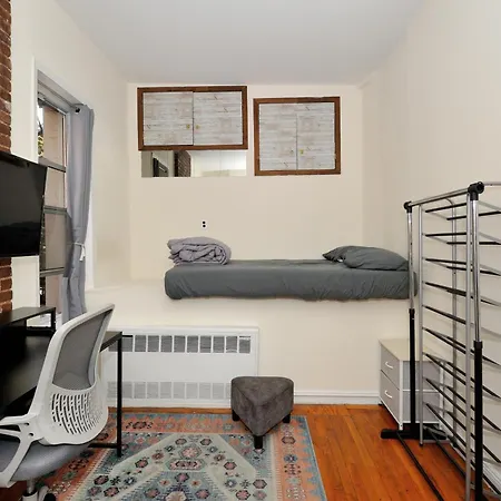 Apartment Monthly Nyc Rentals- Lovely Studio *