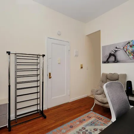 Apartment Monthly Nyc Rentals- Lovely Studio