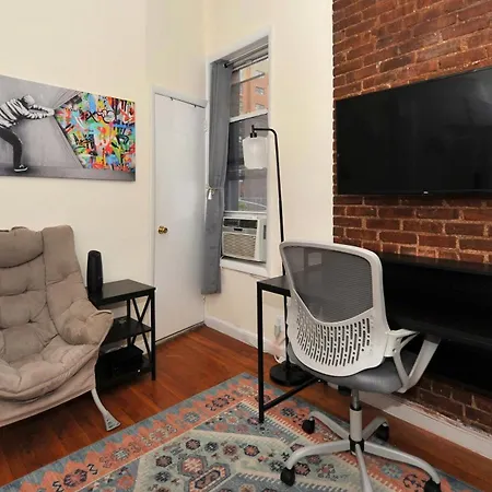 Monthly Nyc Rentals- Lovely Studio Apartment *