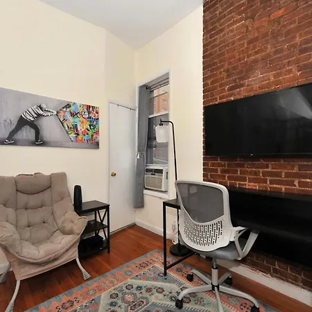 Monthly Nyc Rentals- Lovely Studio Apartment