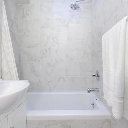 Apartment Monthly Nyc Rentals- Newly Designed Studio New York