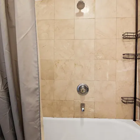 Monthly Nyc Rentals- Newly Designed 1 Bedroom Unit Apartment