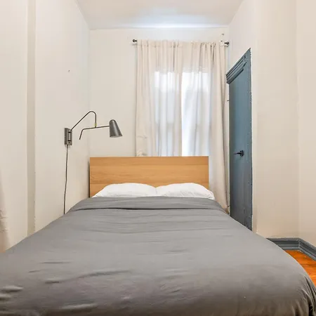 Apartment Monthly Nyc Rentals- Newly Designed 1 Bedroom Unit *