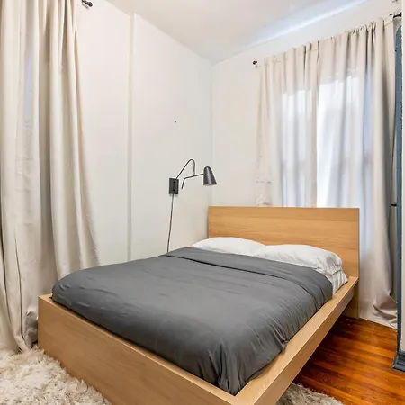 Monthly Nyc Rentals- Newly Designed 1 Bedroom Unit *