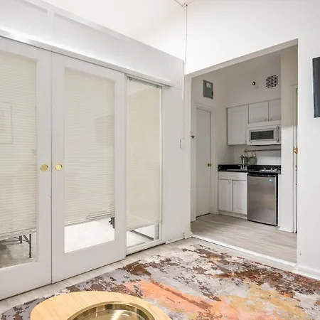 Monthly Nyc Rentals- Modern 1 Bedroom Unit Apartment New York