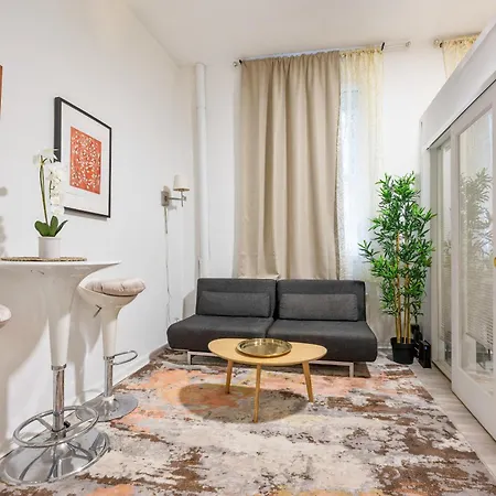 Monthly Nyc Rentals- Modern 1 Bedroom Unit Apartment *