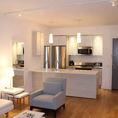 Luxury Three Bedroom In Midtown Near Time Square *