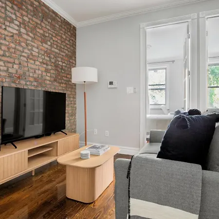 Murray Hill 2br W Wd Nr Groceries Hospital Nyc-1228 *