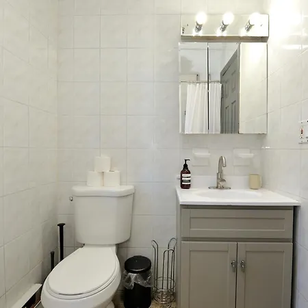 Apartment Monthly Nyc Rentals- Newly Designed 3 Bedroom Unit New York