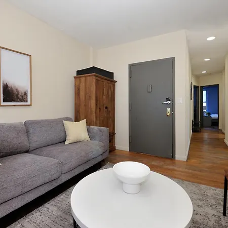 Monthly Nyc Rentals- Newly Designed 3 Bedroom Unit Apartment *