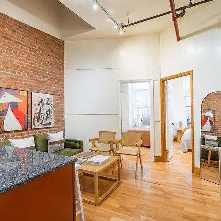 Wonderful 3br 1bath Only Steps From Times Square & Park *