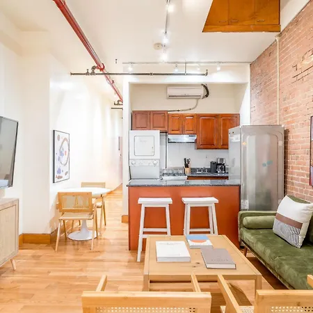 Wonderful 3br 1bath Only Steps From Times Square & Park *