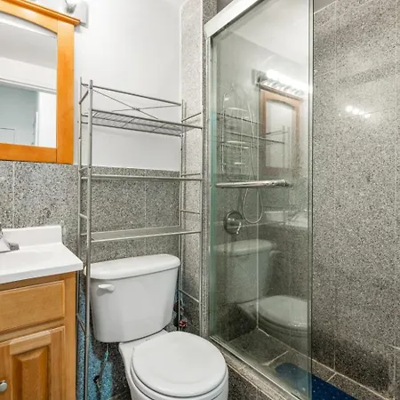 Monthly Nyc Rentals- Modern 1 Bedroom Unit Apartment *