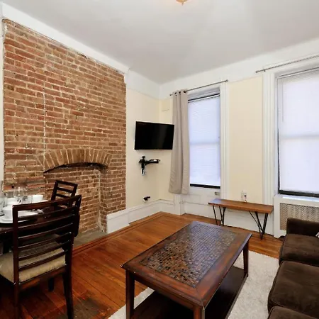 Monthly Nyc Rentals- Exquisite 1 Bedroom New York