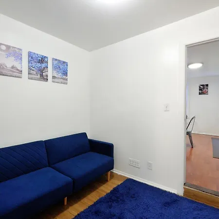 Apartment Monthly Nyc Rentals- Modern 2 Bedroom New York