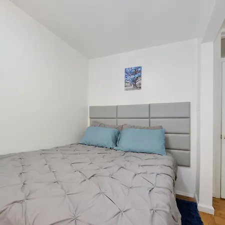 Monthly Nyc Rentals- Modern 2 Bedroom Apartment New York