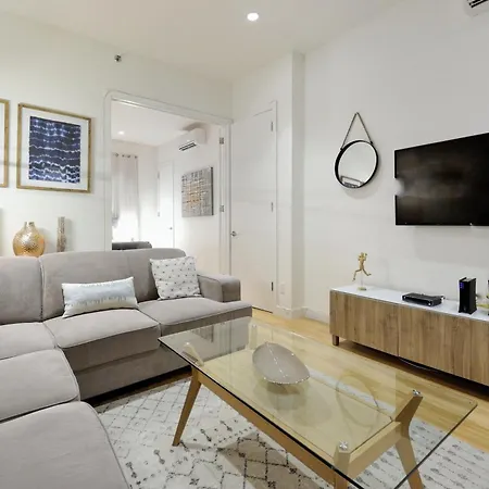 Monthly Nyc Rentals- Amazing 2 Bedroom 2 Ba Apt * New York