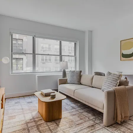 Apartment Blueground Midtown East Studio Nyc-1617 *