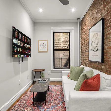 Eclectic Manhattan In Trendy Nolita *