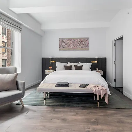 Aparthotel 17john 4*