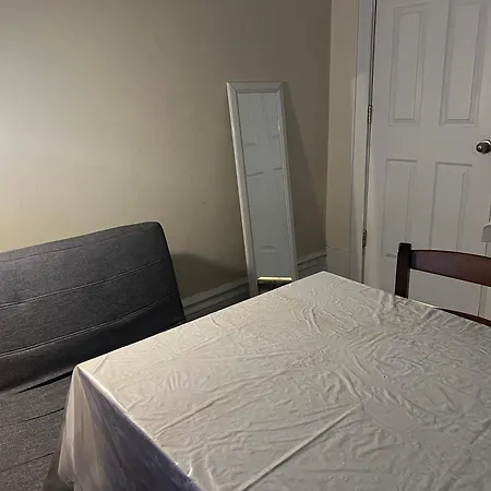 Midtownny Hostel