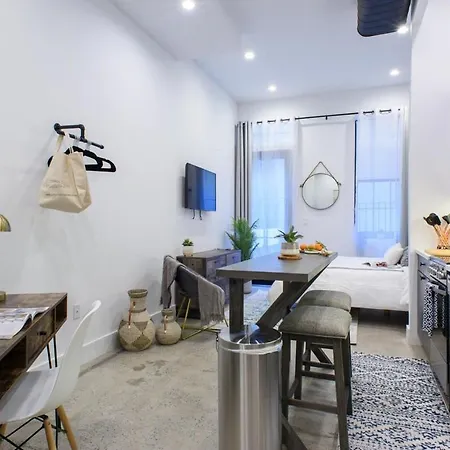 3-2 Prime East Village Private Outdoor Holiday home