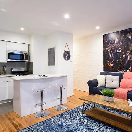 26-4b Newly Furnished 1br W&d Courtyard New York