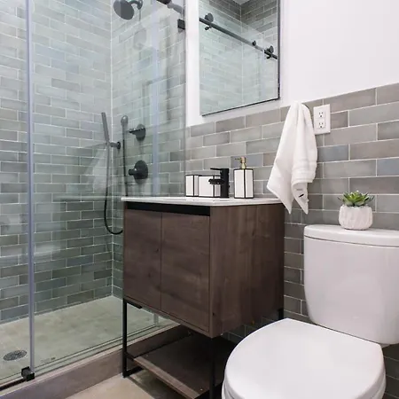3-2 Prime East Village Private Outdoor Holiday home