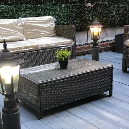 Apartment 26-4b Newly Furnished 1br W&d Courtyard