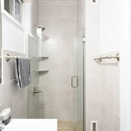 Apartment 1567-1a New 2br Prime Upper East W&d New York