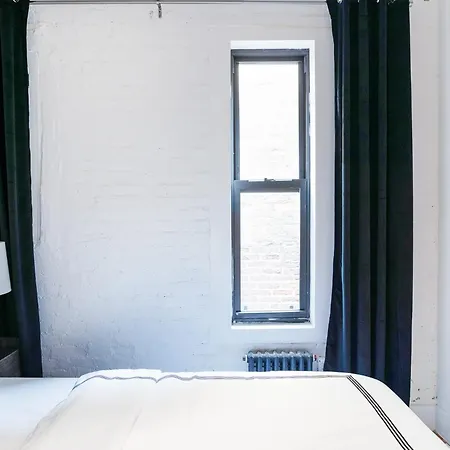 1288-5fs New Renovated 2 Bedrooms In Ues