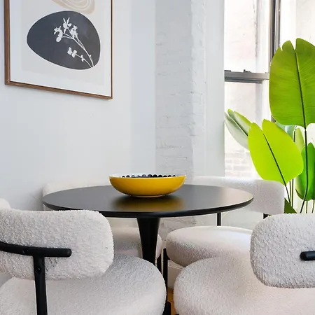 1288-5fs New Renovated 2 Bedrooms In Ues * New York