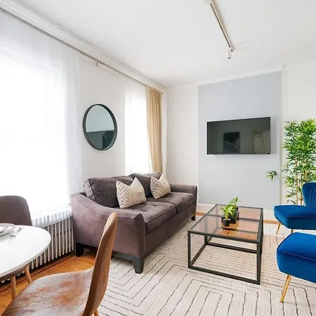 61-3c Renovated 2br Sleeps 5 Prime Upper East New York