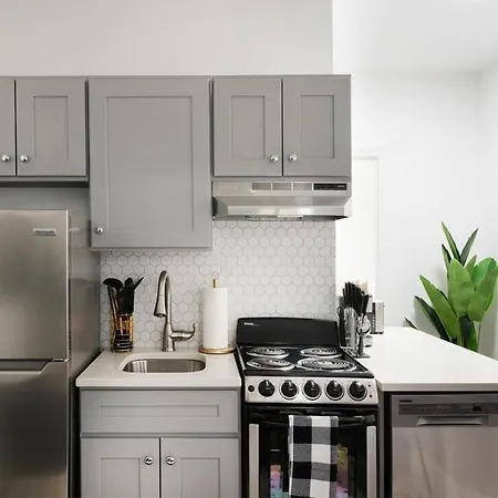 Apartment 91-2a Stylish 3br W&d Gym *