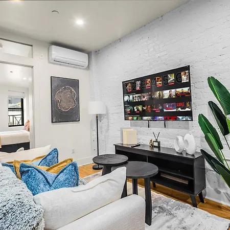 Spacious Retreat - 4br Heart Of Nyc Prime Location Apartment New York