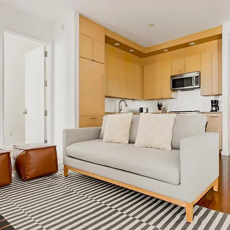 Homestay Outstanding & Bright In Midtown Manhattan