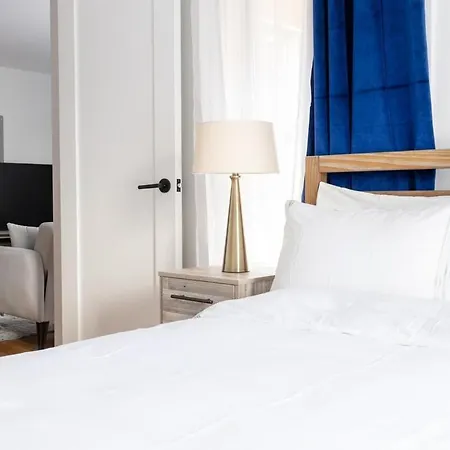 323-2 Spacious 2br Williamsburg Apartment New York