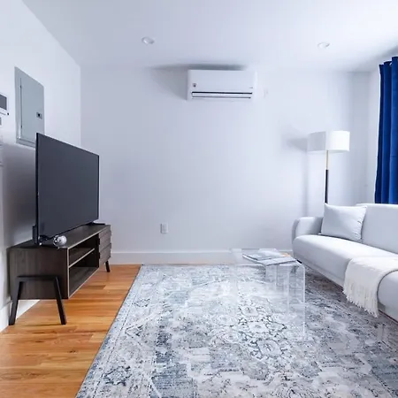 323-2 Spacious 2br Williamsburg New York