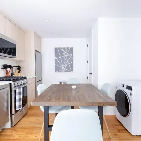323-2 Spacious 2br Williamsburg *