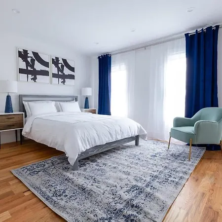 323-2 Spacious 2br Williamsburg Apartment
