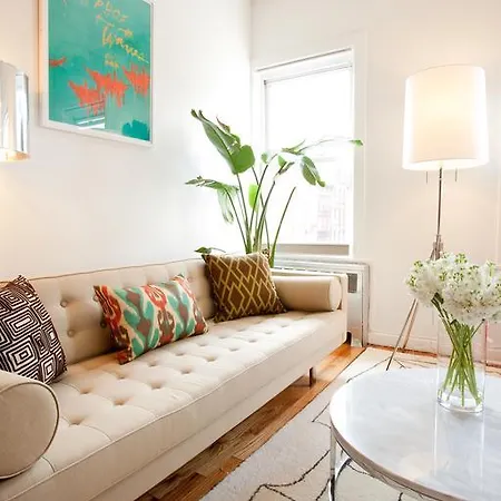One Bedroom Self-catering - Little Italy Apartment New York