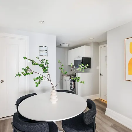 73-320 New 1br 1bth Uws Doorman Gym *