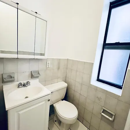 3 Bd Cozy Unit Next To Columbia * New York