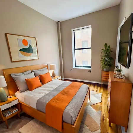 3 Bd Cozy Unit Next To Columbia Apartment *