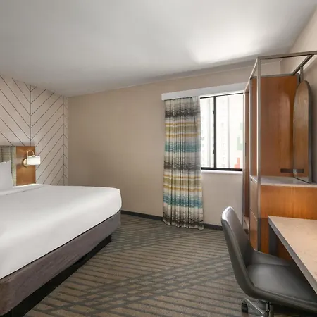 Hotel Hampton Long Island Ny *